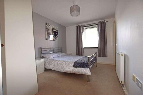 Hampden Crescent, Bracknell, Berkshire, RG12 - Photo 1