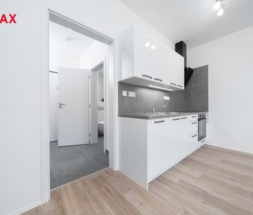 Pronájem bytu 1+kk v osobním vlastnictví 32 m², Brandýs nad Labem-S... - Photo 1