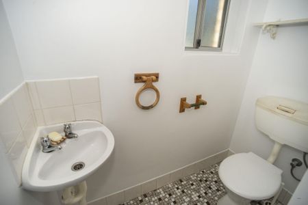 4/1 South Street, Henley Beach - Photo 5