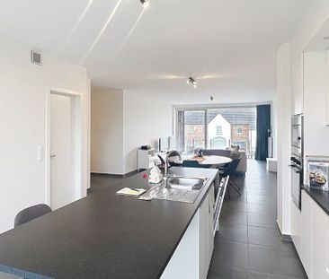 Appartement te huur in Oostrozebeke voor € 800 met 2 slaapkamers - Foto 2