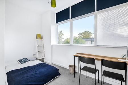 2 bedroom flat to rent - Photo 5