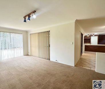 Large Family Home HOME OPEN SATURDAY 14 FEBRUARY AT 9.00AM SHARP! - Photo 1