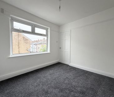New Ferry Road, Wirral - Photo 2