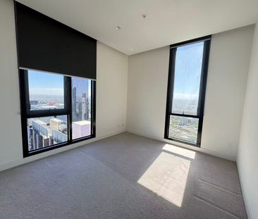 The Ultimate CBD Lifestyle: 2B2B Right Next to RMIT & Melbourne Cen... - Photo 5