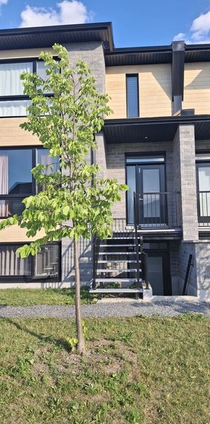 5/2 Neuf, Luxueux, Meublé Avec électro - Photo 1