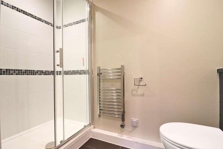 Hook Road, Surbiton, KT6 - Photo 4