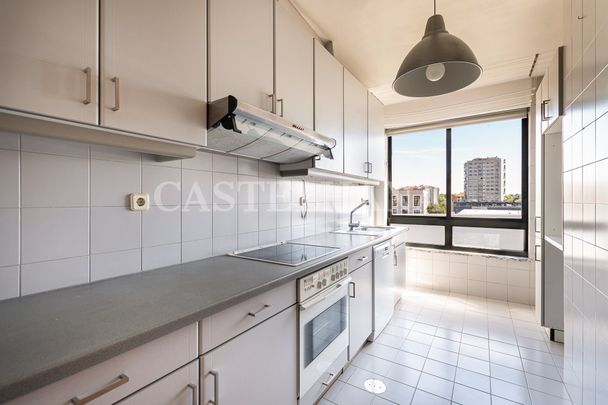 Apartamento T2 na Quinta Miramar com vista rio - Photo 1