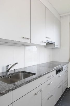 "Your new feel-good home!" - Photo 1