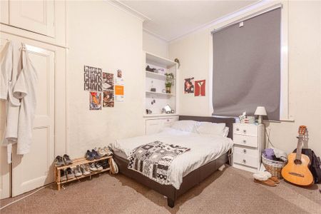 4 bedroom maisonette to rent - Photo 2