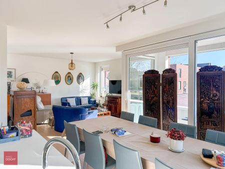 Ruim recent en energiezuinig appartement nabij Sint-Rochuskerk - Photo 3