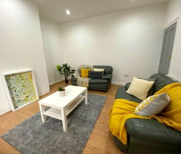 2 bedroom house to rent - Photo 1