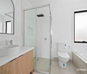 BRAND NEW TOWNHOUSE - Photo 2