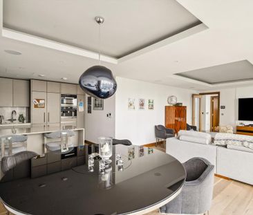 3 bedroom flat to rent - Photo 2