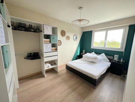 Location Appartement 4 pièces 77m² ROANNE 42300 - Photo 3