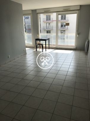 Location Appartement 1 pièce 37m² TROYES 10000 - Photo 1