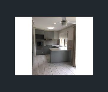 3 BEDROOM DUPLEX - Photo 3