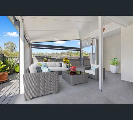 2/69 Bloom Ave, Coomera, Qld 4209 - Photo 2