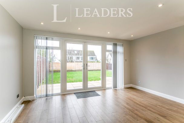 3 bedroom house to rent Conifer Avenue, Poole, BH14 - Photo 1