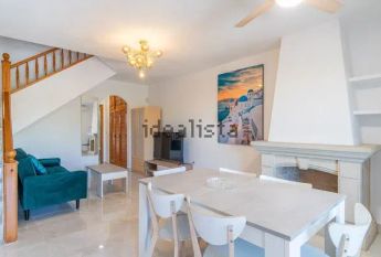 Alquiler de chalet adosado en Villamartín
