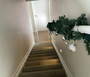 Silverdale - 4 Bedrooms - Photo 6