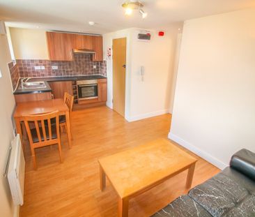 Richmond Road, Roath, Cardiff - Photo 2