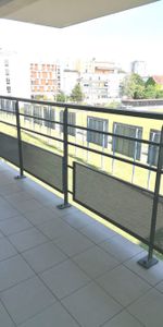 A LOUER : APPARTEMENT TYPE 3 AVEC TERRASSE ET PARKING DANS TOURS • Réf GI-SB-G0351 - Photo 3