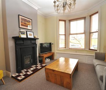 2 bedroom house to rent - Photo 2