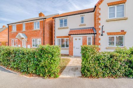 3 bedroom terraced house to rent - Photo 5