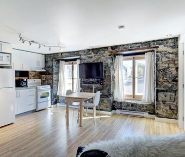 Loft entièrement meublé à louer Vieux-Québec novembre 2025 - Photo 3