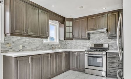 For Lease - 3716 Teeswater Road Unit# Upper Level, Mississauga, Ontario - Photo 4