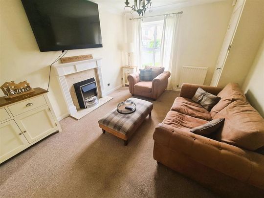 3 bedroom detached house to rent - Photo 1