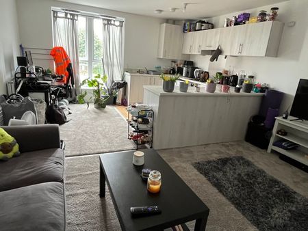 1 Bed Flat, Scholars Chase, BS16 - Photo 2