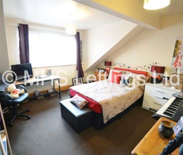 4 Bedroom Mid Terraced House for rent in Hessle Mount - Photo 4