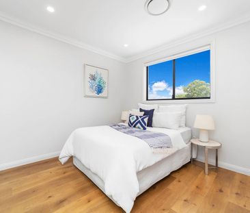 Stunning and Stylish Duplex Home - Photo 4