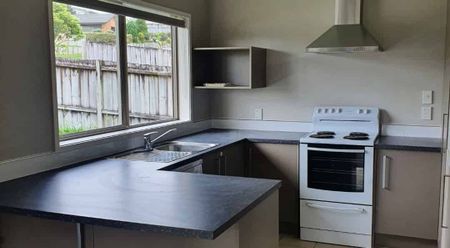 4 Bedroom family home - Photo 2