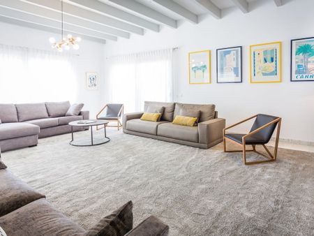 5 bedroom luxury Villa for rent in Marbella, Spain - Photo 2