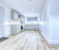 3 BEDROOM House - Semi-Detached - Photo 5