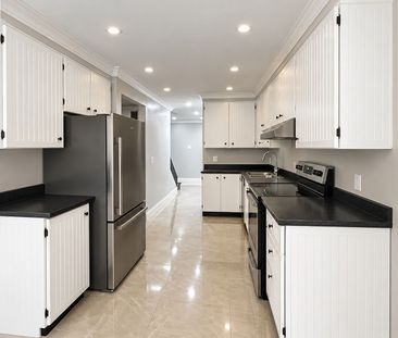 For Lease - 30 Green Valley Drive Unit# 100, Kitchener, Ontario - Photo 2