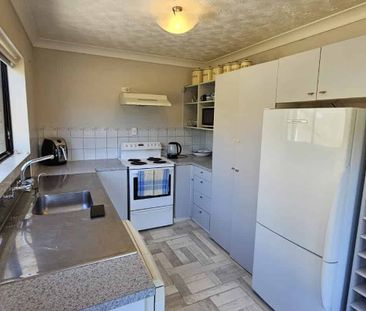 Hurdon - 3 Bedrooms - Photo 2