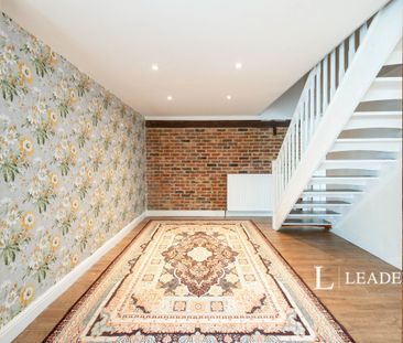 3 bedroom house to rent Clayhill Road, Leigh, Reigate, RH2 - Photo 4