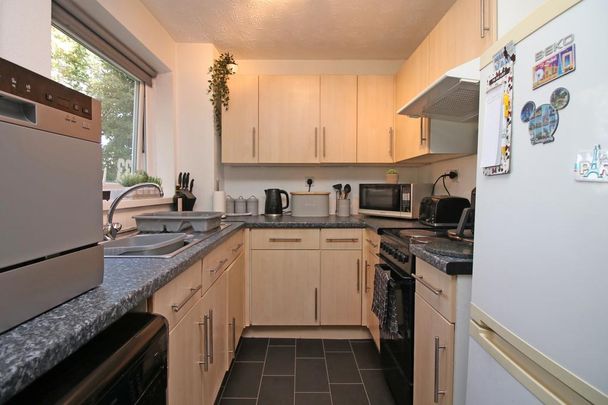 1 bedroom end of terrace house to rent - Photo 1