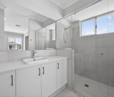 Brand New 4x2 in the heart of Catalina - Photo 4