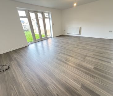 Copperfield Close, Rugby - Photo 2