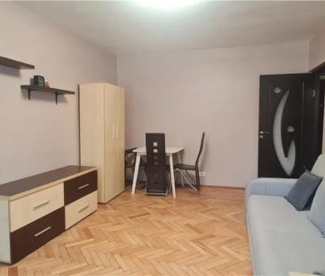 DE INCHIRIAT 3 CAMERE ZONA SPITAL - Fotografie 6