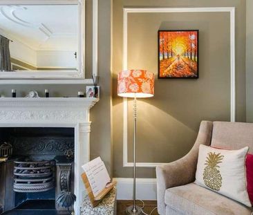 Dartmouth Road, Mapesbury Estate, NW2 - Photo 1