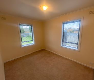 46 Boundary Road, East Geelong - Photo 4