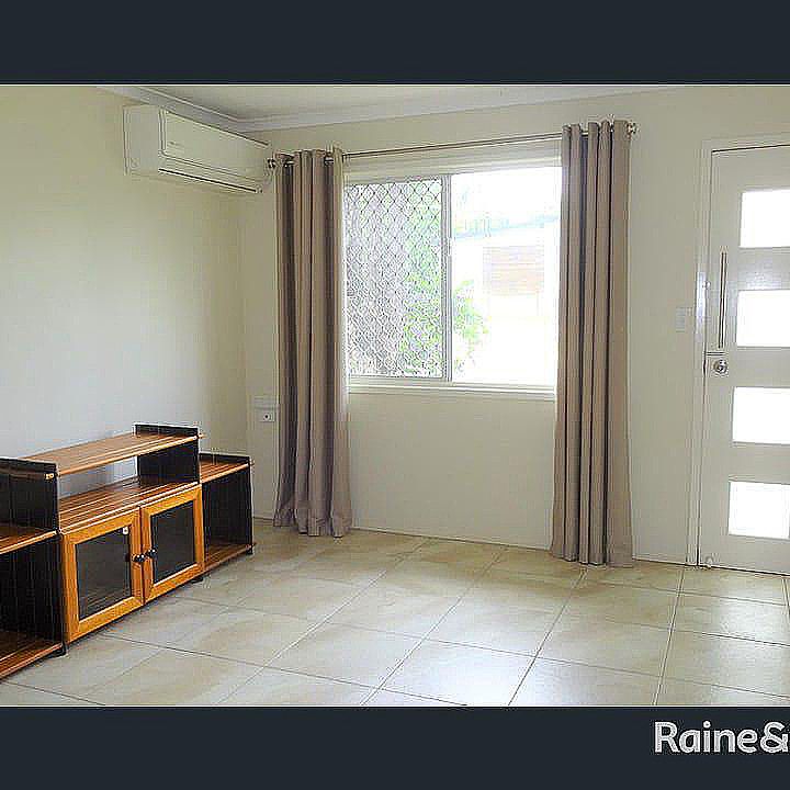 Airconditioned Unit in Dysart - Photo 1