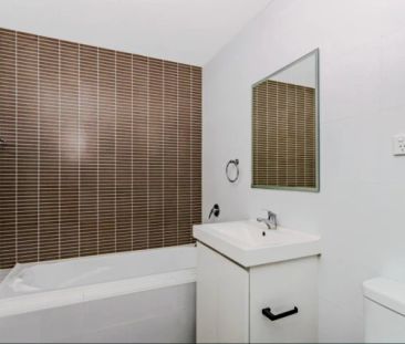 1 Church Ave, Sydney - Photo 4