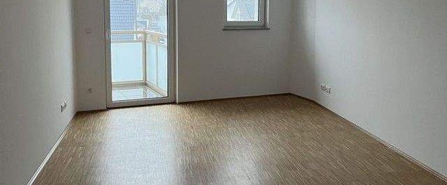 Charmante Neubauwohnung im Erstbezug mit Balkon, EBK und Fußbodenheizung! Lift! - Photo 1