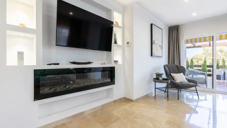 Dúplex de alquiler en Calle Sierra Bermeja, 88, Lomas de Marbella Club - Photo 2